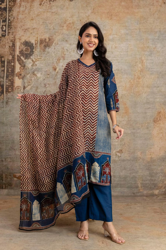 Comfortable Cotton 60-60 3-Piece Digital Print Suit Set for Women