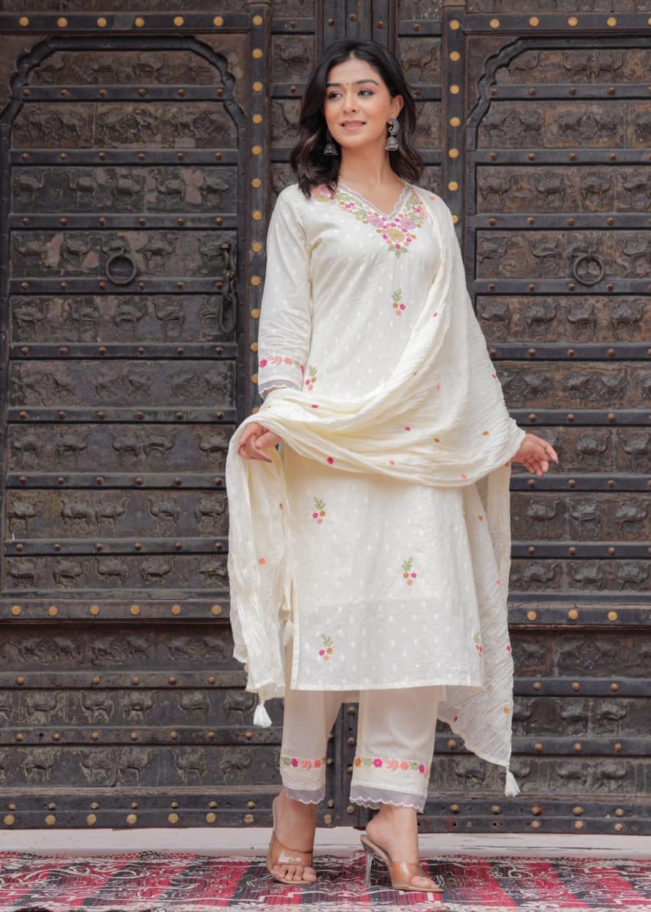 Elegant Embroidered Kurta Set with Dupatta
