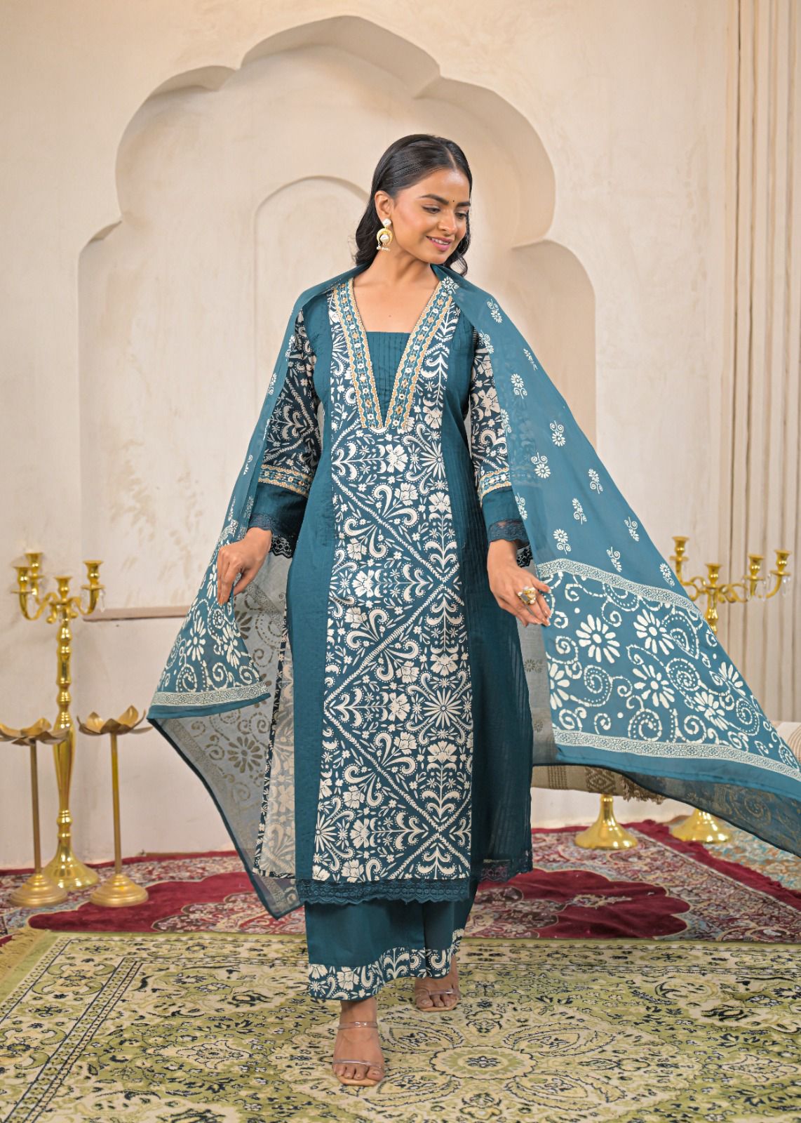 Woman Straight 3 Piece Set of Suit with Neck & Sleeve Embroidery
