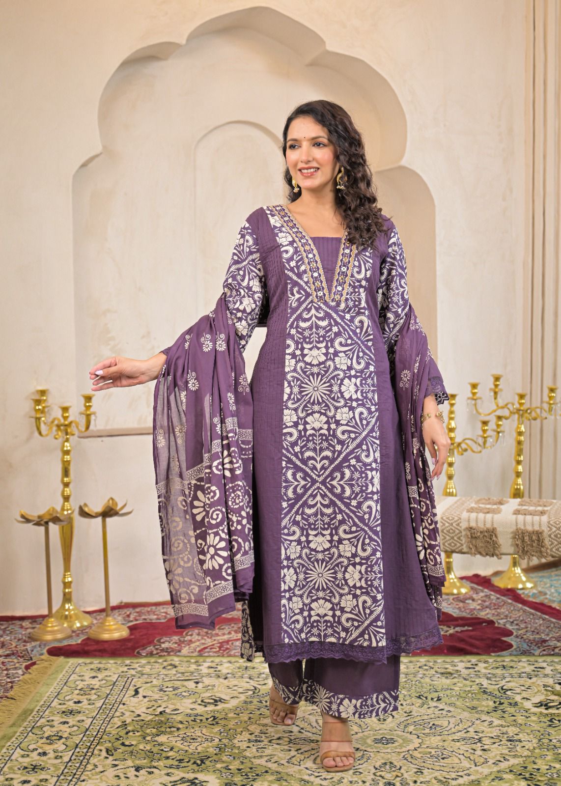 Woman Straight 3 Piece Set of Suit with Neck & Sleeve Embroidery