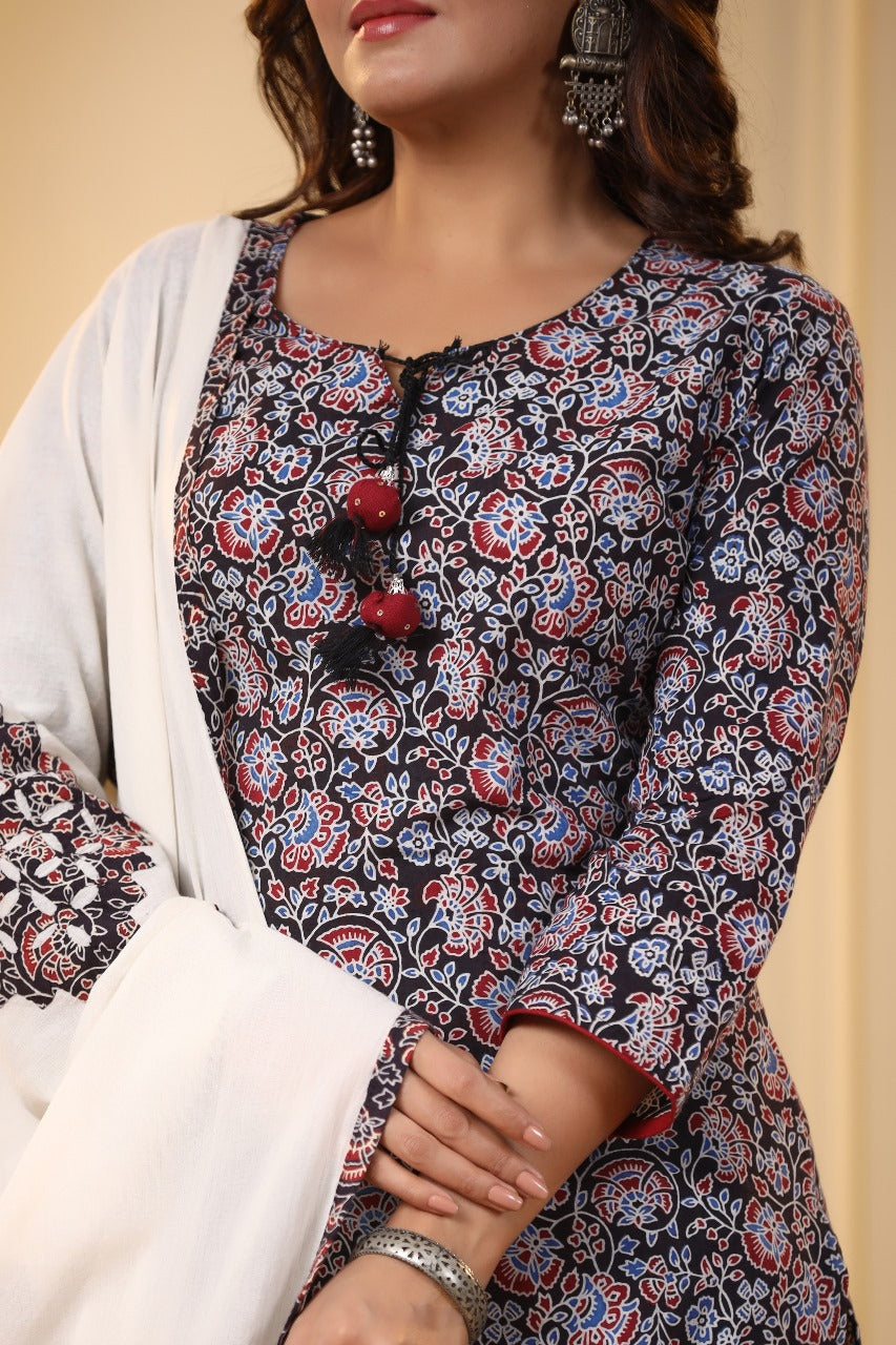 Women’s Cotton Printed Straight Kurti with Contrast Dupatta 3/4 Sleeve  Comfortable Daily Wear