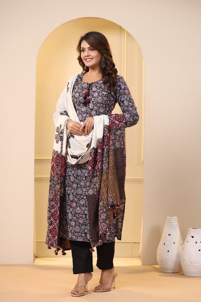 Women’s Cotton Printed Straight Kurti with Contrast Dupatta 3/4 Sleeve  Comfortable Daily Wear
