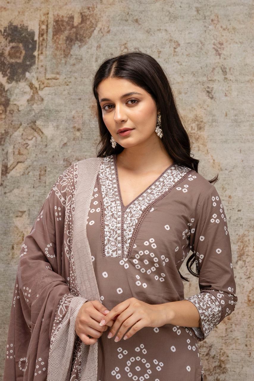 Elegant Neck embroidery with sleeves embroidery 3-Piece Suit Set with Dupatta & Bottom – Cotton Fabric
