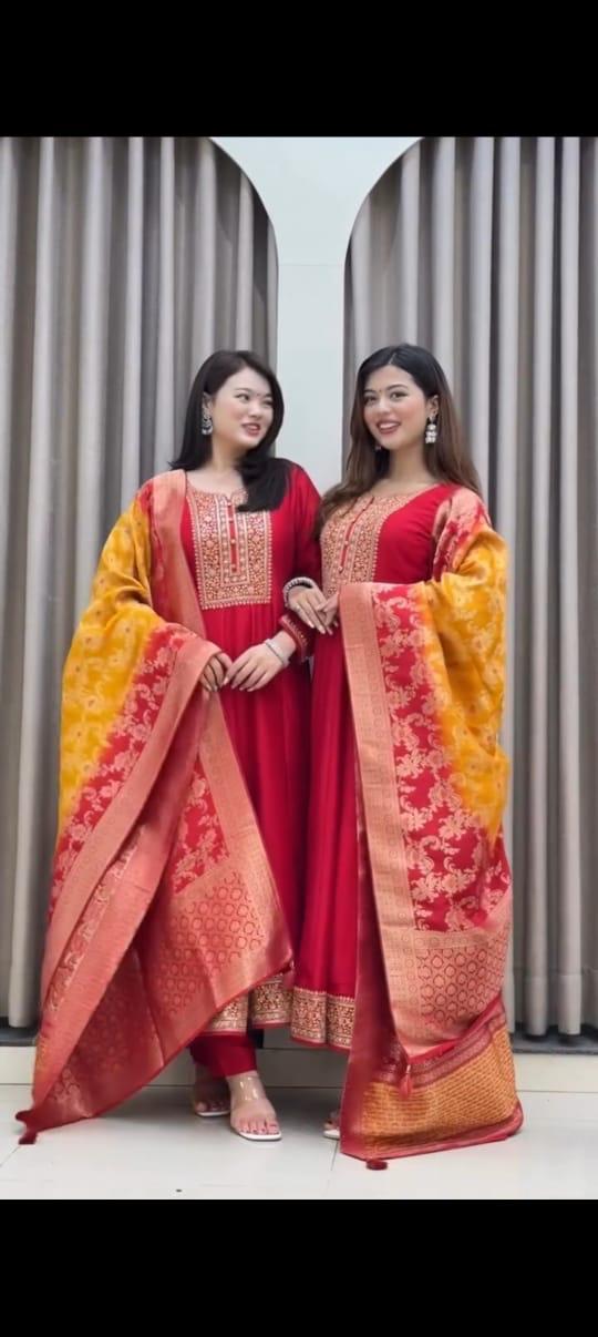 Jashan-E-Noor Premium Banana Silk Anarkali Kurti Pant Dupatta Set – Festive Special”