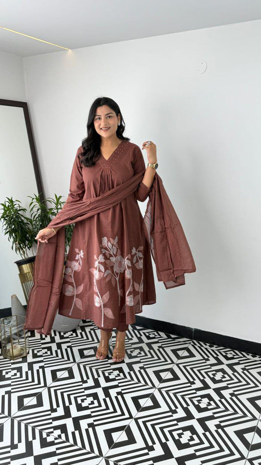 Premium Pure Cotton Embroidered Kurti Pant Dupatta Set – Everyday Elegance Collection