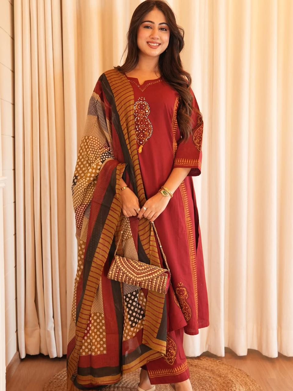 Premium Fine Cotton Handwork Kurti Pant Set with 100-100 Cotton Dupatta”