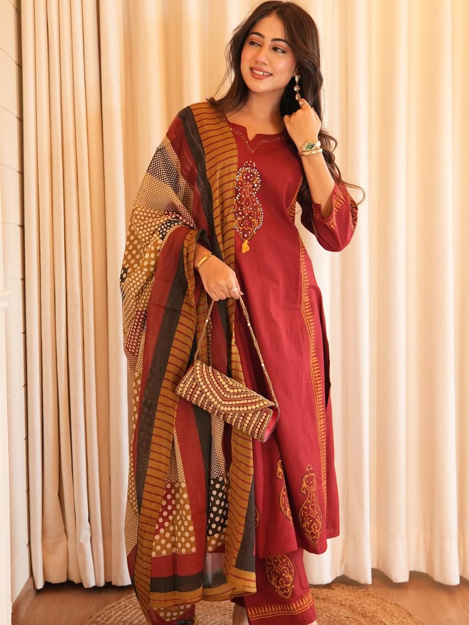 Premium Fine Cotton Handwork Kurti Pant Set with 100-100 Cotton Dupatta”