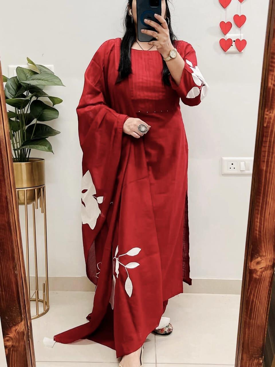 Pure Cotton 60-60 Discharge Print Kurti Pant Set with Mulmul Dupatta – Elegant Festive Collection”