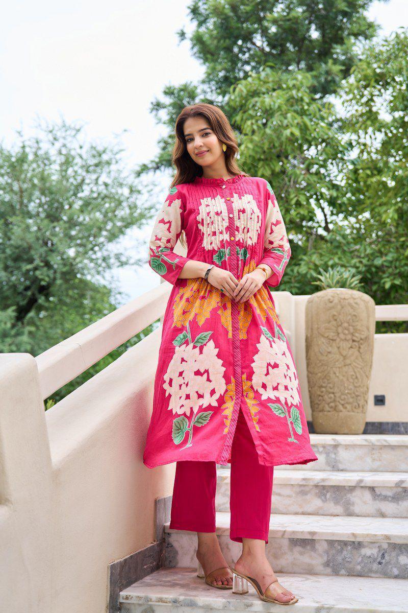 Premium Printed A-Line Kurti & Pant Set – Contemporary Floral Fusion Design