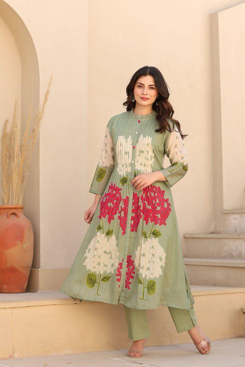 Premium Printed A-Line Kurti & Pant Set – Contemporary Floral Fusion Design