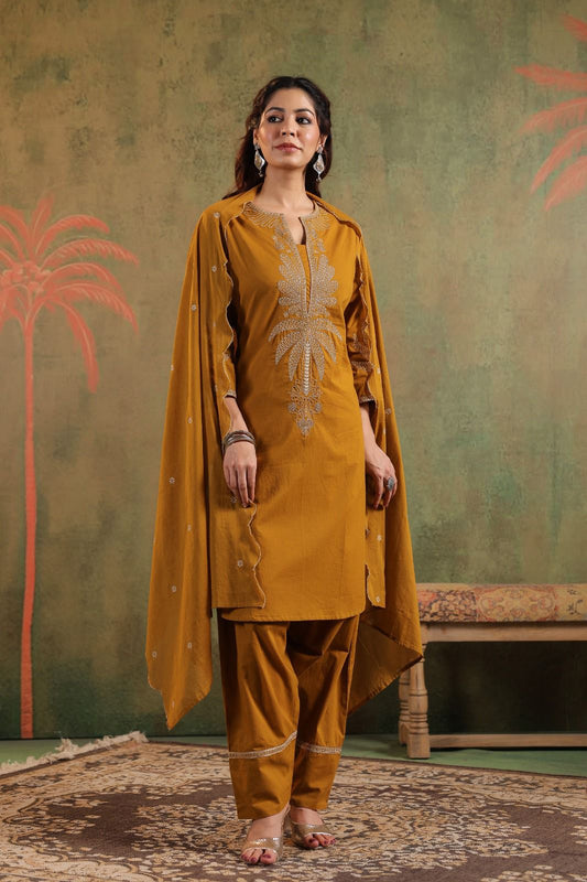 Women’s Ethnic Wear Farsi Salwar Set – Embroidered 3-Piece Collection