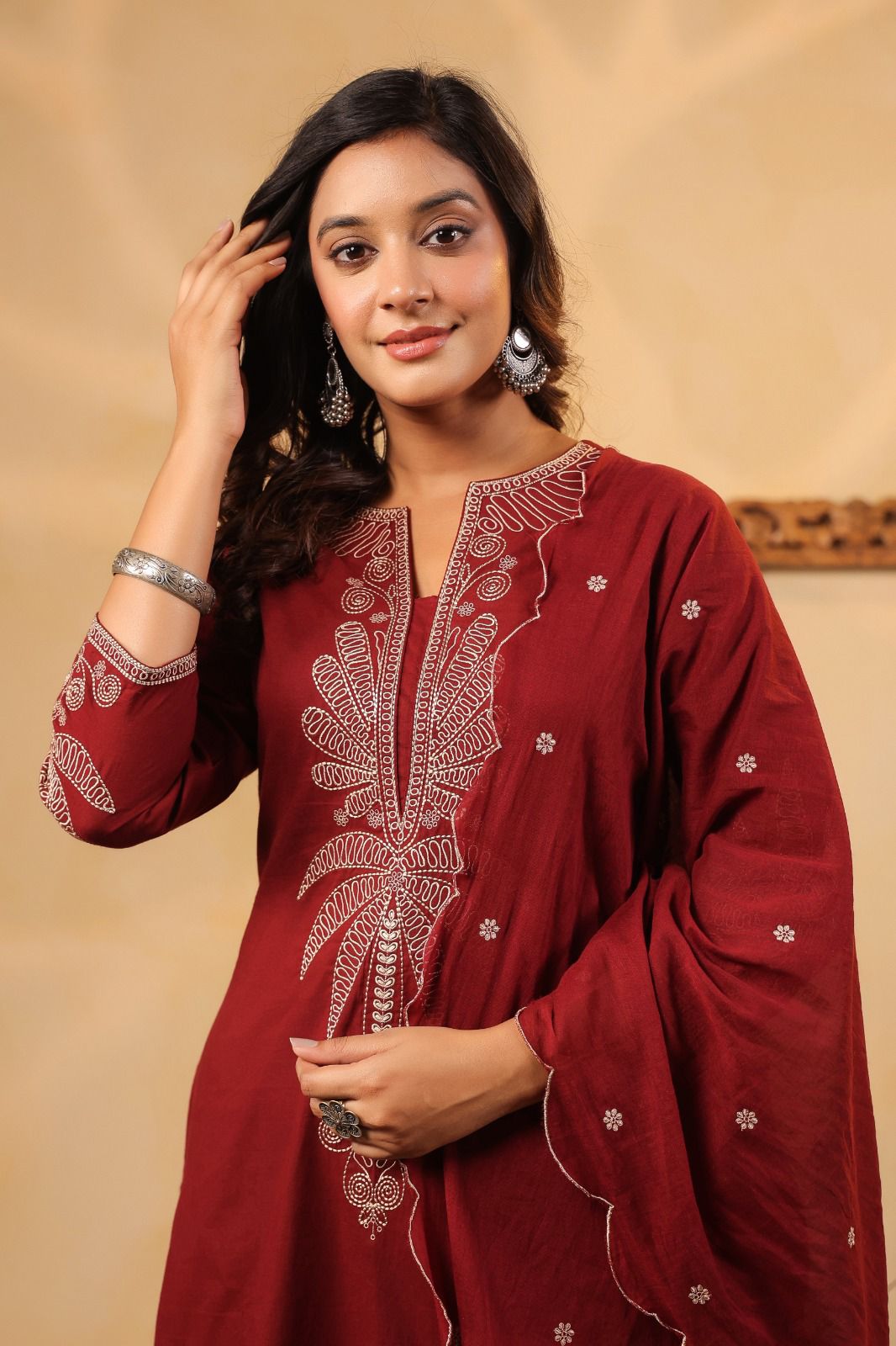 Women’s Ethnic Wear Farsi Salwar Set – Embroidered 3-Piece Collection