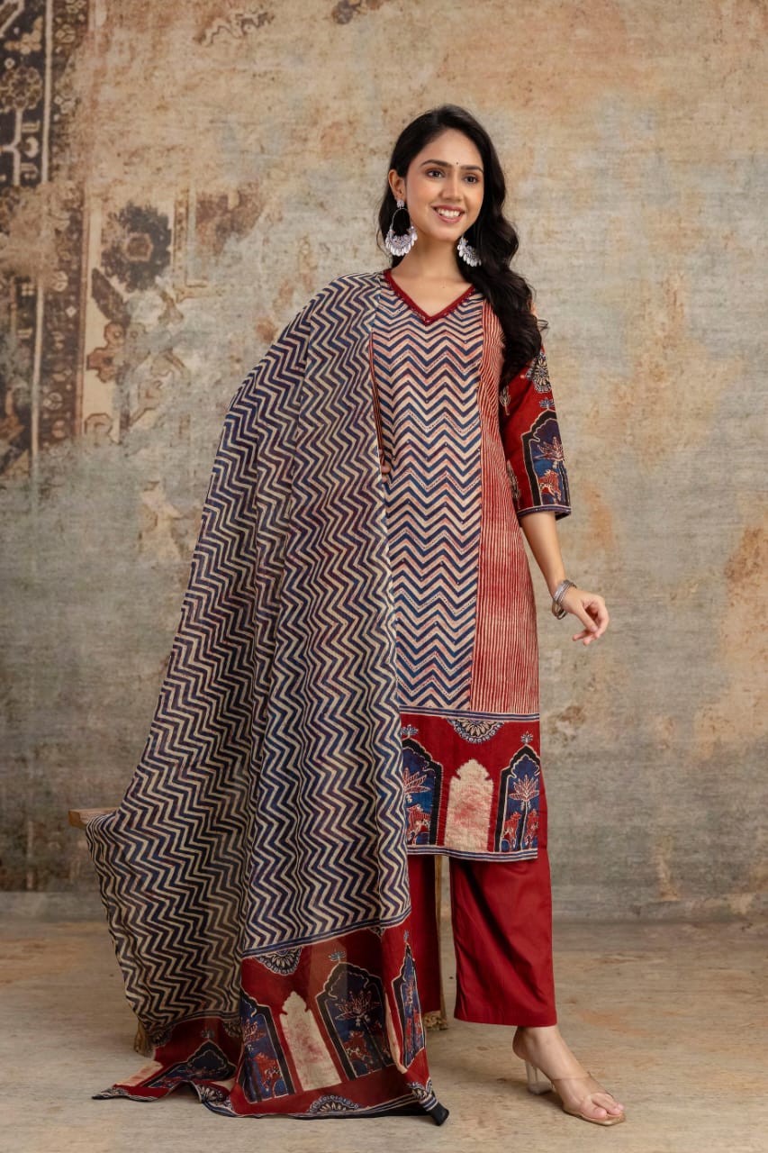 Comfortable Cotton 60-60 3-Piece Digital Print Suit Set for Women