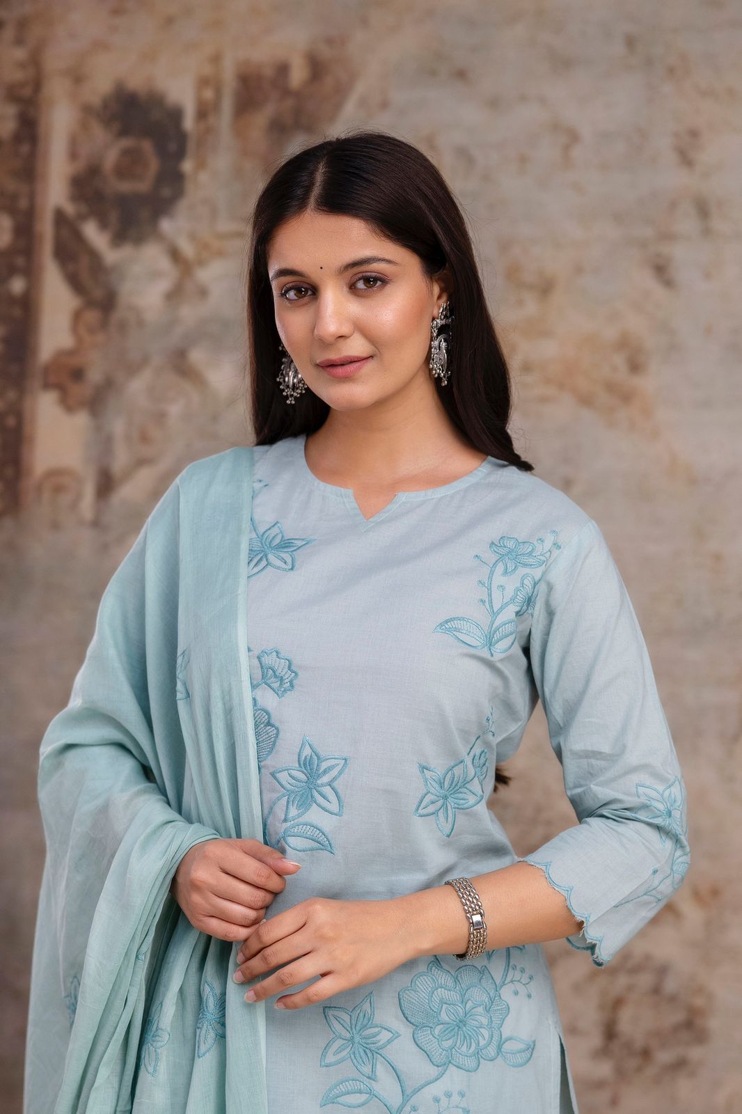 Luxury Cotton Flax 3-Piece Embroidered Ensemble