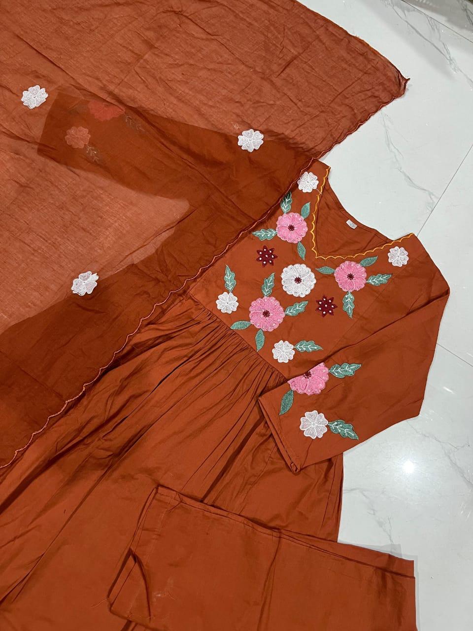 DreamFit Embroidered Anarkali Kurta Set – Cotton & Malmal Dupatta